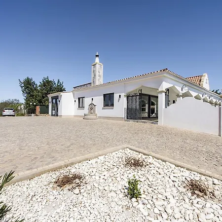 Villa Flor De Lis By Interhome *