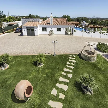 Villa Flor De Lis By Interhome