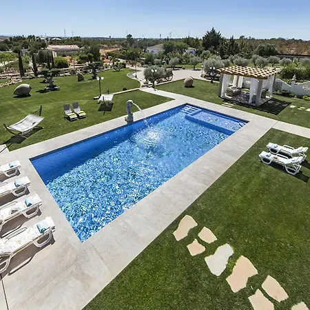 Flor De Lis By Interhome Paderne (Faro)