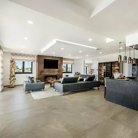 Flor De Lis By Interhome Villa *