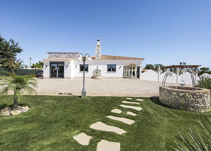 빌라 Flor De Lis - Vip By Interhome