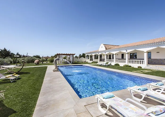 빌라 Flor De Lis - Vip By Interhome